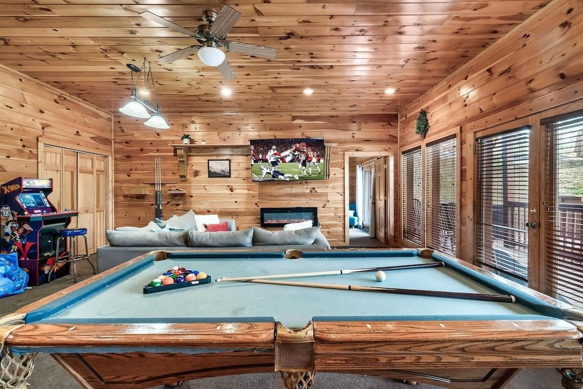Game room with Pool Table!